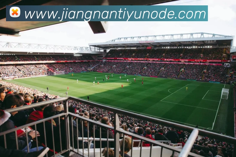 尤文图斯教练岗位动荡不安18个月内更换四位主帅引发关注