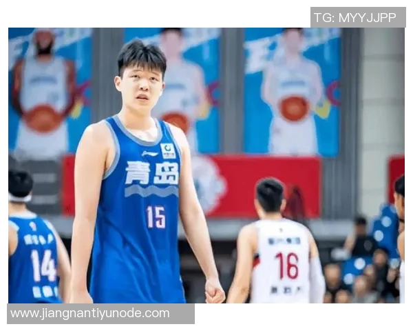 媒体人分析杨瀚森表现需增加上场时间与体能提升才能激发积极性