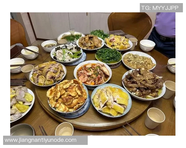 姆巴佩向中国球迷送中秋祝福期待分享月饼和团圆饭的温馨时刻