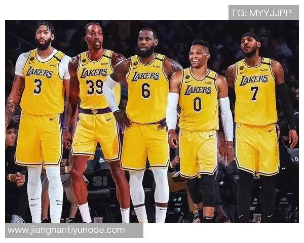 詹姆斯湖人七年缺阵124场生涯前十五年缺阵仅71场的对比分析