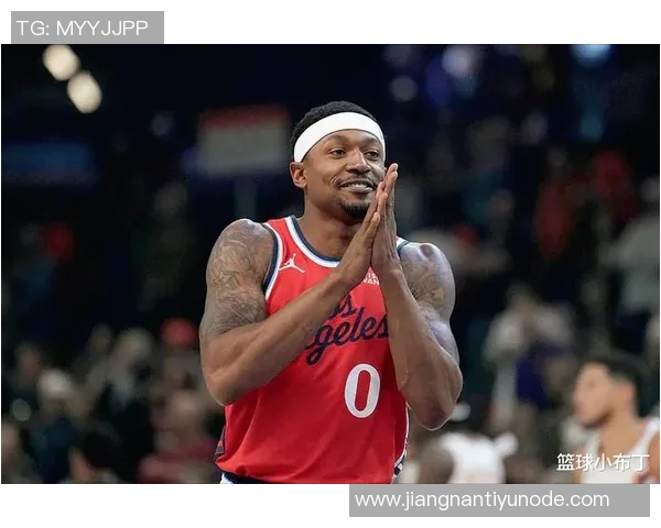 比尔遭遇伤病困扰休赛期膝盖手术本季上场时间受限情况堪忧