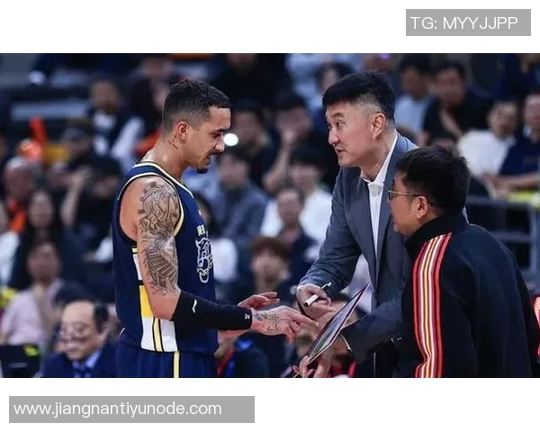 奎因全能表现助力球队费尔斯贡献稳定数据双方携手展现出色竞技状态